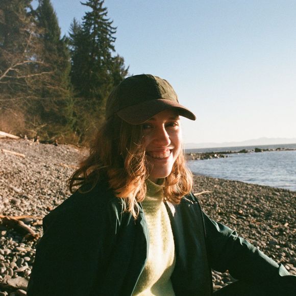 Meet your Posher, Natasha - Picture 1 of 1